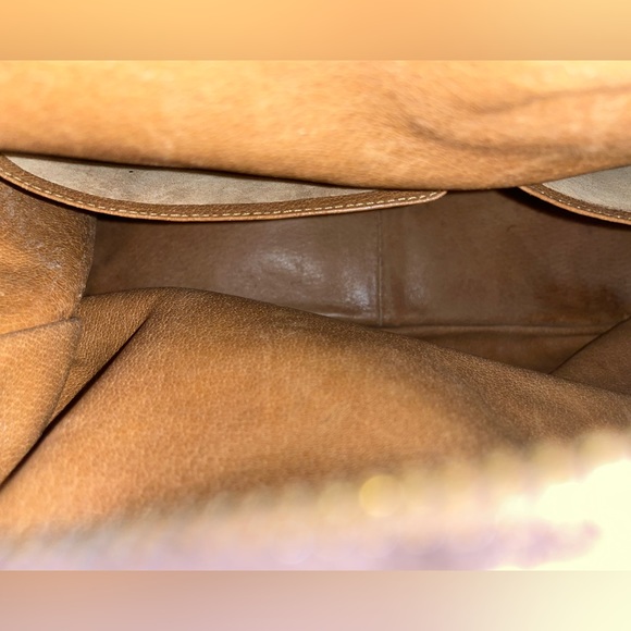 Authentic Louis Vuitton XL Monogram Danube GM Messenger Vaschetta trim - Picture 9 of 15